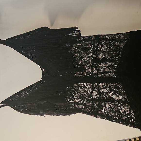 Lace Fringe Romper - Picture 3 of 4